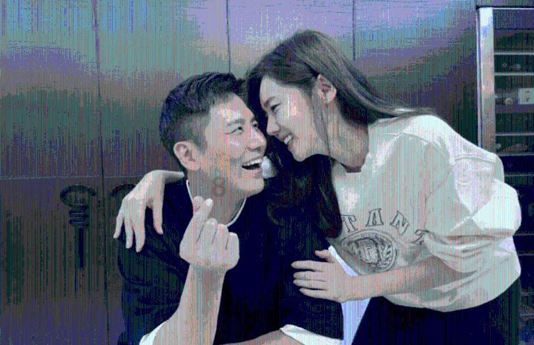 高校时尚女孩