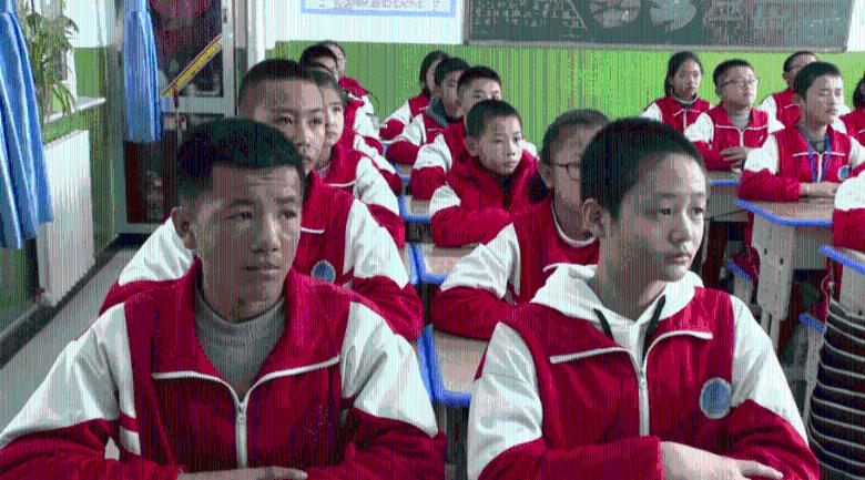 齐齐哈尔二十一中是封闭学校吗？游戏画面